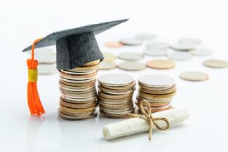 Grad cap and coins_0